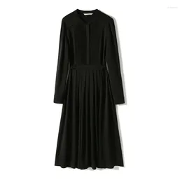 Casual jurken limiguyue Franse retro zwart geplooide satijnen jurk zomer slanke taille zijden elegante a-line midi office lady vestidos z037
