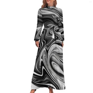 Robes Décontractées Liquide Robe Noir Et Blanc Col Haut Élégant Marbre Boho Plage Manches Longues Élégant Maxi Mignon Vêtements