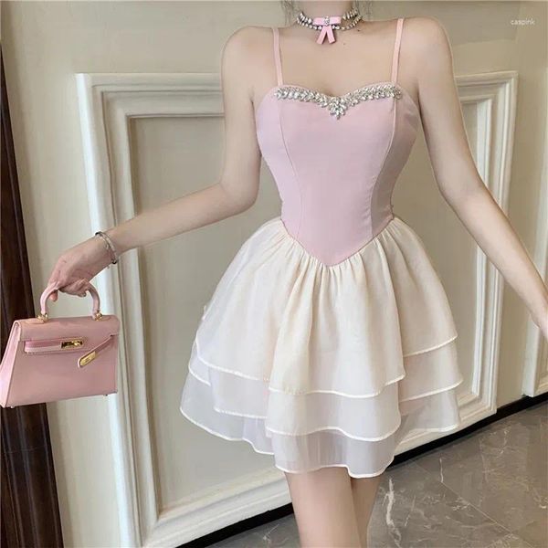 Vestidos casuales Lolita Suspender Correa Little Ballet Vestido Moda Beads Black Pink Mini Mujeres 2024 Verano Una línea Pastel Falda corta