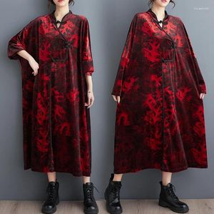 Robes décontractées à manches longues surdimensionnées Pleuche Velvet Robe Femme 2024 Printemps Automne en vrac Milic Robe 6xl 5037
