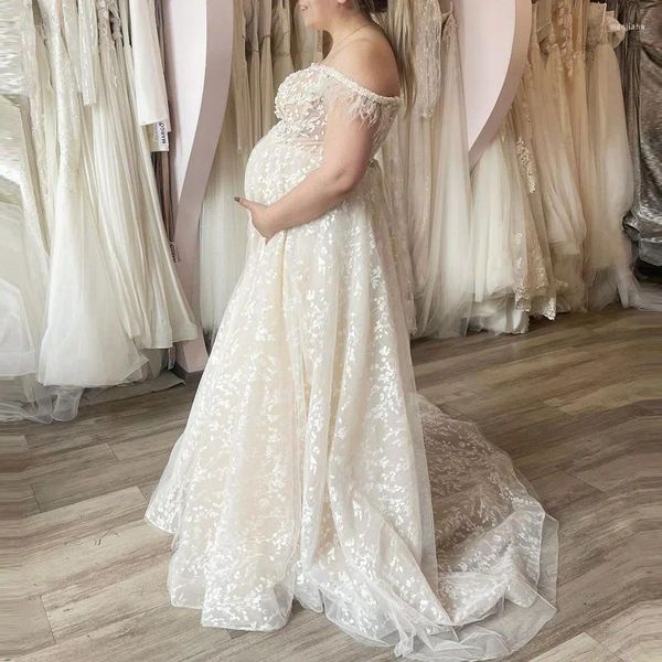 Vestidos informales Flores de lujo Apliques Vestidos de maternidad Correa de espagueti Cuentas con cuello en V Embarazada con plumas Vestido de novia de tul drapeado