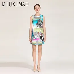 Casual jurken Miuximao 2024 Hoge kwaliteit Springsummer Elegante jurk Mouwloze O-Neck Print Fashion Mini Women Vestides