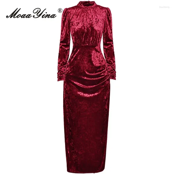 Robes décontractées Moaayina Automne Fashion Designer noir Vintage Velvet Robe Femme Collier de soc