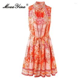 Vestidos informales MOAAYINA Diseñador de moda Vestido de verano Mujeres de verano Collar Cristal Cinturón sin mangas Flotos de estampado vintage