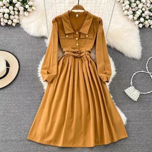 Casual jurken Nieuwe Franse herfst Rapel Shirt DIRE Chic Fashion Women Single Breasted High Taille Lady Office geplooide midi -jurk met riem 2023