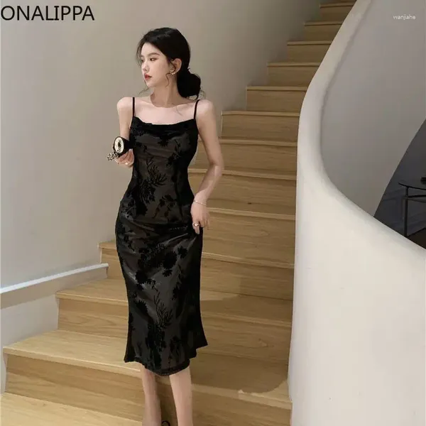 Vestidos informales Vestidos de encaje negro vintage para mujeres Sexas Flor sin mangas de estilo francés Vestidos de malla elástica