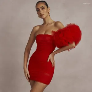 Robes décontractées une épaule rouge mini longueur robe de bundage à volants fête sexy printemps été femme vêtements pour robes d'événement