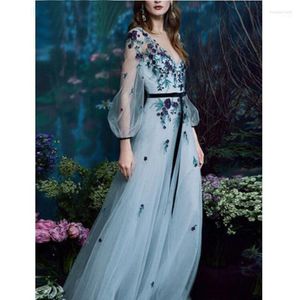 Robes décontractées Robe de soirée Femmes Mode d'été Élégant Long Bleu Clair Col V Haute Qualité Dame Vêtements Vente