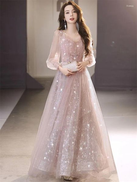 Robes décontractées Robe ciel étoilé rose Vêtements pour femmes Col en V Paillettes Applique Longue Jupe A-ligne Mode Tempérament Robe de soirée M163