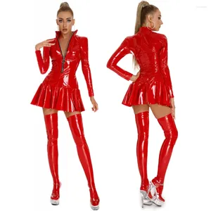 Vestidos casuales Tallas grandes Mujeres Sexy Vestido de cuero brillante con medias Manga larga Cremallera brillante PVC Látex Mini falda Rojo Negro