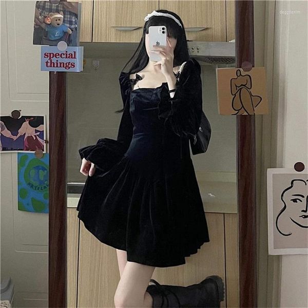 Vestidos informales Estilo preppy Primavera 2022 Princesa Vintage A-Line Mini Dress Kawaii Flare manga linda pieza de terciopelo negro para mujeres