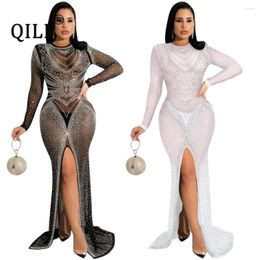 Robes décontractées QILI- Nightclub Diamond Vêtements pour femmes Mesh Perspective Robe fendue à manches longues Voir à travers