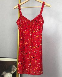 Robes décontractées Qualités Femmes Mode Soie Fleur Imprimer Taille haute Mini robe avec fermeture à bouton et effet froissé