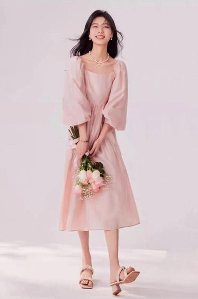 Robes décontractées romantique rose dos ouvert dentelle découpée 2023 manches longues bulle mignon haute rue soie robe trapèze
