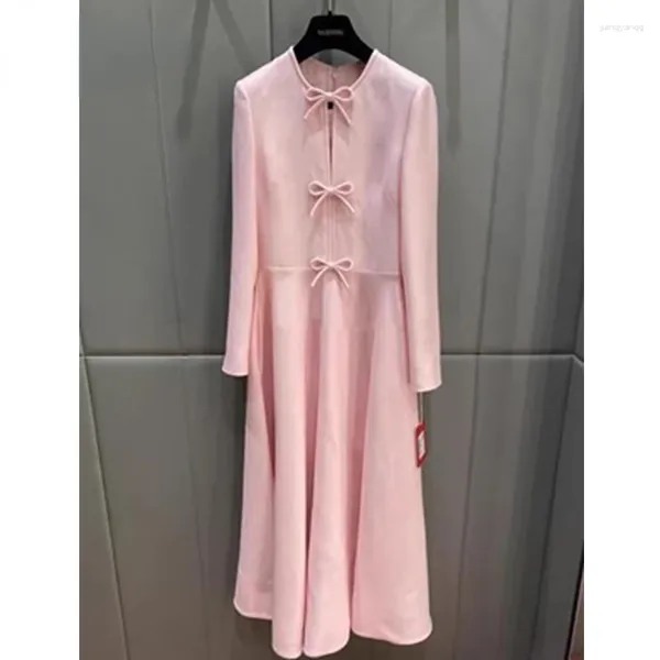 Vestidos casuales Diseñador de pasarela Elegante Arco Manga larga Plisado Maxi para mujeres 2023 Primavera Otoño Moda Vestidos de Fiesta