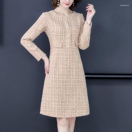 Vestidos casuales, ropa de mujer de pasarela, vestido de Tweed con botones de perlas divididas, vestido Vintage elegante de manga larga de lana para mujer, bata