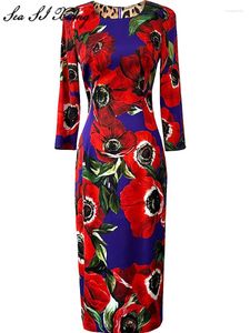 Casual jurken SeaMiang Designer Spring Silk Jurk Women O-Neck Lange mouw Bloemen afdrukken Elegant Party Split-pakket Billen Billen