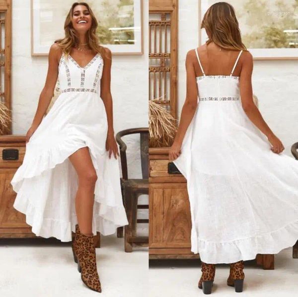 Robes décontractées Sexy dos nu dentelle robe licou été femmes beige noir col en V mini fête volantée dos plage robe d'été