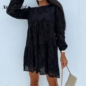 Casual jurken Sexy Lace Hollow Out Glooed Mini Dress Spring Autumn Loose Party Elegant O-Neck A-Line Vestidos met lange mouwen