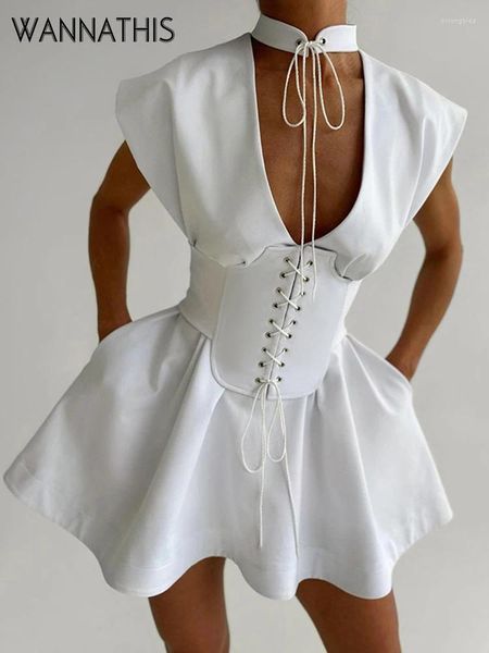 Robes décontractées Sexy Tank White Corset Une ligne avec Cummerbund Women Criss Cross Cross Elegant and Pretty Party Vest Robe Tunic Costume