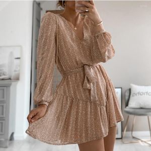 Robes décontractées Sexy col en V pour les femmes fête à manches longues lanterne à lacets Bownot Floral Style oriental Skirl printemps été 2023 robe