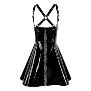 Robes décontractées Femmes sexy Robe A-Line Black Gothic Punk Camisole Slip Backless PVC Latex Maclub Maclub Stage Wear Mini Zipper