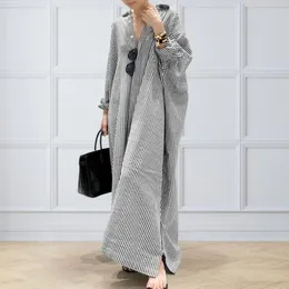 Casual jurken shirt type jurk gestreepte print revers maxi voor vrouwen plus maat lange mouw met gesplitste zoom zacht ademend