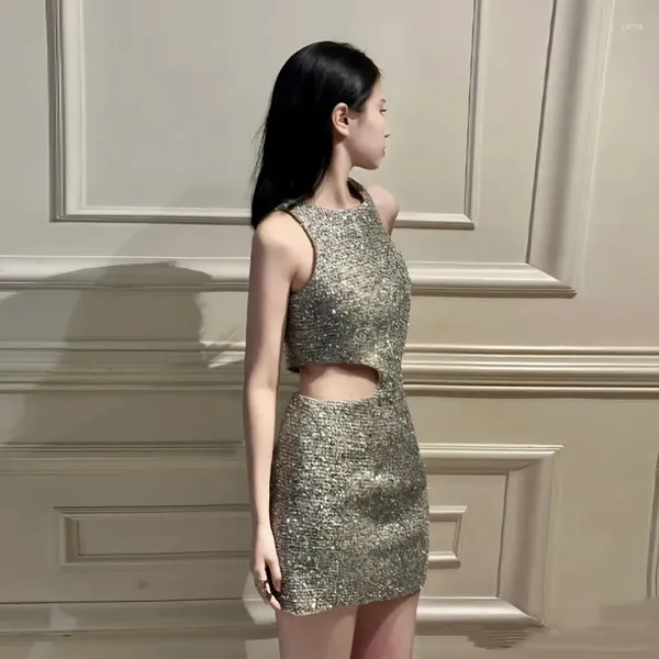 Robes décontractées shpmishal coréen mode 2024 sans manches mince robe sexy