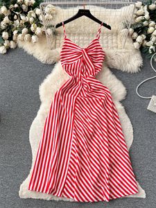 Robes décontractées Singreiny Summer Beach Vacances Robe sexy Femmes Kink Design Spaghetti Strap Zipper Off Épaule Fashion Stripe Slim Long