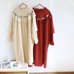 Robes décontractées printemps automne 2023 femmes japonais Vintage Mori Kei fleur broderie dentelle Patchwork Ultra ample confortable coton