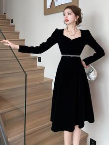 Casual jurken lente herfst hoge taille slanke elegante dames met lange mouwen vierkante kraag temperament zwart fluwelen knie lengh vestidos