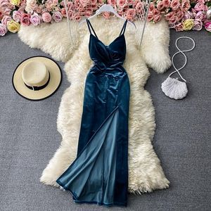 Robes décontractées Printemps Slim Show Atmosphere Celebrity Temperament Fashion Split Virtual Party Vêtements Femmes Velours Jarretelles Soutien-Gorge DressCasual