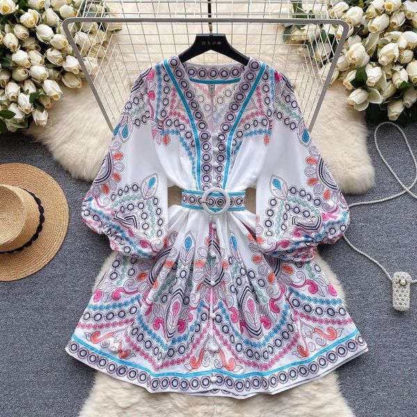 Vestidos informales Fashion Fashion Holiday Sorth Dress Women Clothing Pista Vuello V Campo de linterna Botones de estampado RETRO Mini Vestidos