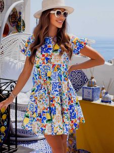 Casual jurken Summer Fashion Print A-Line jurk vrouwen o-neck korte mouw ruches casual losse mini jurk 2022 dames vakantie strandjurken g230311
