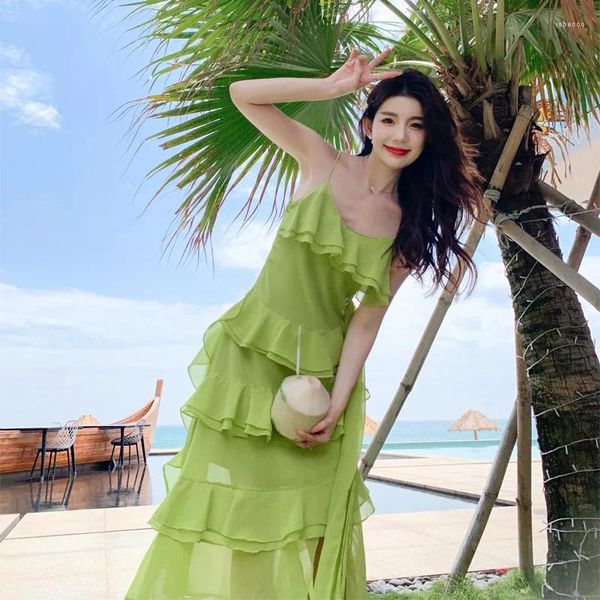 Robes décontractées Robe verte d'été longue en mousseline de soie volants bretelles vêtements pour femmes version coréenne dos nu taille haute irrégulière à la mode