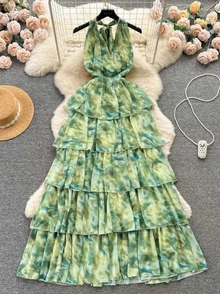 Vestidos informales Verano Verde Tie Dye Gasa Cascada Volantes Vestido Halter Vendaje Sin respaldo Lace Up Chic Print Beach Cake Largo