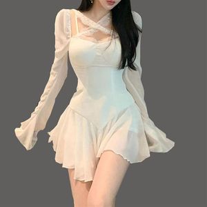 Robes décontractées Summer Mini Robe Femmes Blanc Puff Sleeve Style coréen Fée Plissée Mousseline de soie Japon Sexy Élégant Vintage Party212S