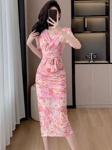 Casual jurken zomer roze bloemen mesh chic boog geplooide bodycon jurk vrouwen elegante strandstijl 2024 Koreaanse modeavond