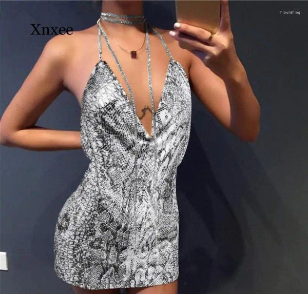 Robes décontractées Summer Sexy Sequins Metal Slip Chain mini robe Bodycone Femme Bling Diamond Beach Sequin Night Vestidos Club Party Party Ladies