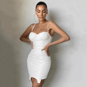 Robes décontractées Été Sexy Spaghetti Strap Blanc Mini Bodycon Mesh Ruché Night Out Club Party