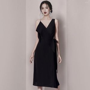 Casual jurken Summer V Hals Solid Fashion Roze Mid-Length Women Party Dress Simple Sheath Bourgondy kralen Mouwloos Backless Office