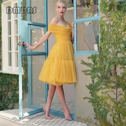Casual jurken zomer gele vrouwen korte tule jurk asymmetrische mouwen plus size formele feestjurk prom -outfit gewaad de soriee