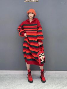 Casual Jurken SuperAen Herfst 2024 Koreaanse Mode Vrouw Temperament Capuchon Contrasterende Kleur Gestreepte Breien Oversized Losse Jurk