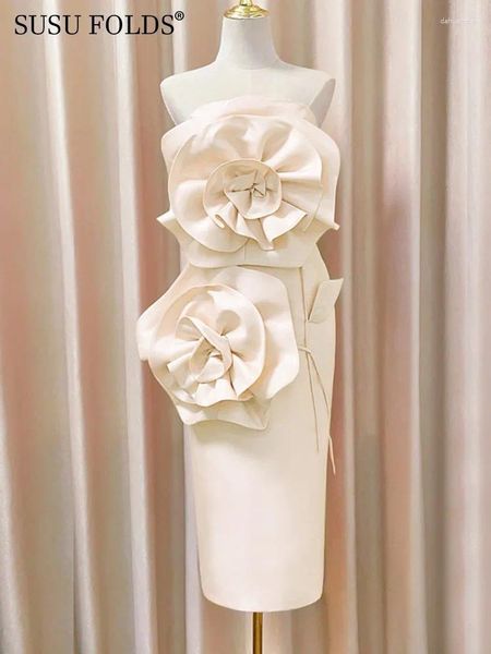 Vestidos informales SUSU 3D Diseño floral Elegante Vestido de noche para mujeres Correa de espalda sin tirantes para el ajuste de cintura Otoño 2024 Su-D026
