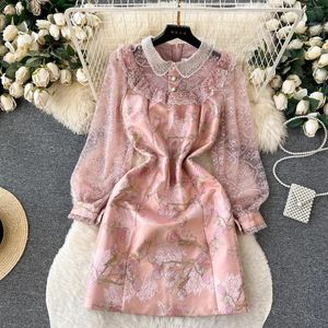 Robes décontractées Sweet Automne Rose Perles Collier de poupée Robe de haute qualité Femmes Broderie Mesh Volants Patchwork Fleur Imprimer Dames Fête