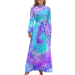 Robes décontractées Tie Dye Swirl Robe taille haute bleu violet graphique Boho plage à manches longues style de rue maxi élégant vestido