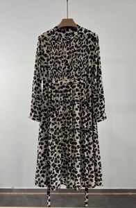 Robes décontractées haut de gamme Lady Fashion Silk imprimé à manches longues Collier de support haute taille mince robe femme élégante fête des affaires plissée