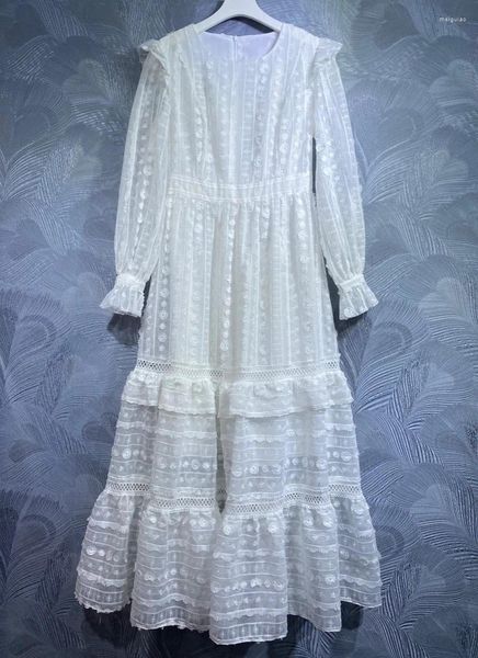 Robes décontractées Top Qualité 2024 Automne Longue Robe Femmes Allover Appliques Fleur Broderie Manches Blanc Vert Maxi Robes XXL