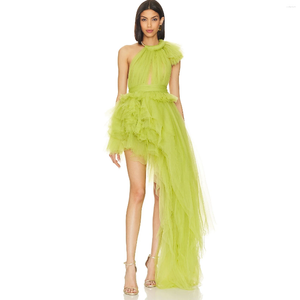 Robes décontractées unique vert tulle asymétrique fête licou à plusieurs niveaux maille irrégulière longue robe de bal formelle occasion robe événement gala