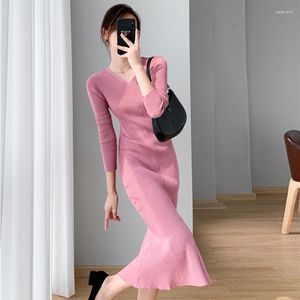 Casual Jurken V-hals Gebreide Jurk Met Lange Mouwen Vrouwen Sexy Bodycon A-lijn Gebreide Maxi Vestidos Herfst Mode Commuter Fishtail Rok